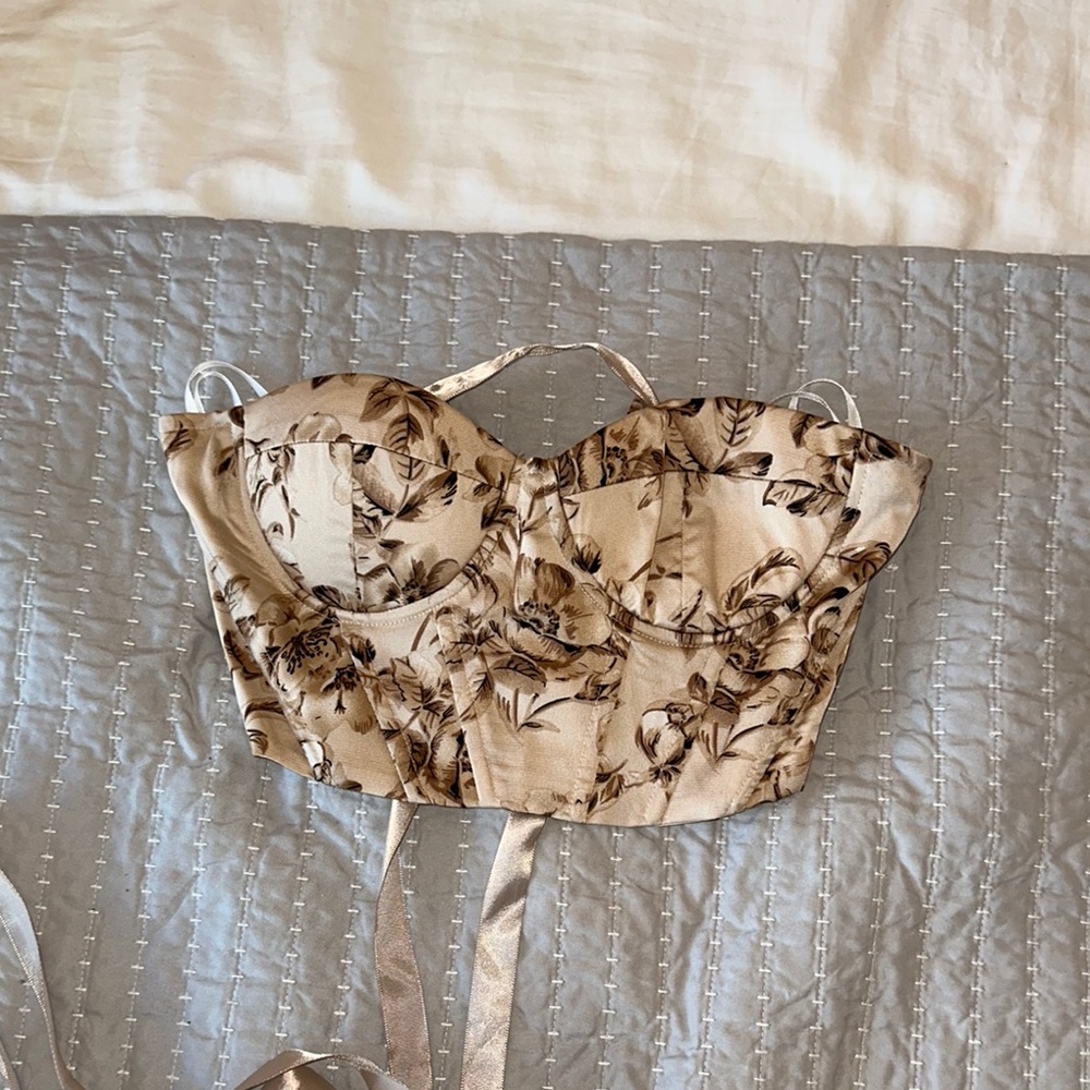 SHEIN Floral Print Crop Top - Beige and Brown